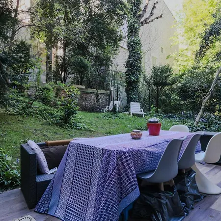 Elegance & Comfort With Private Garden - 16eme Apartmán *